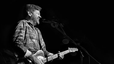 Tab Benoit