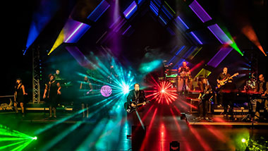 The Traveling Salvation Show: A Tribute to Neil Diamond at River City Hotel & Casino